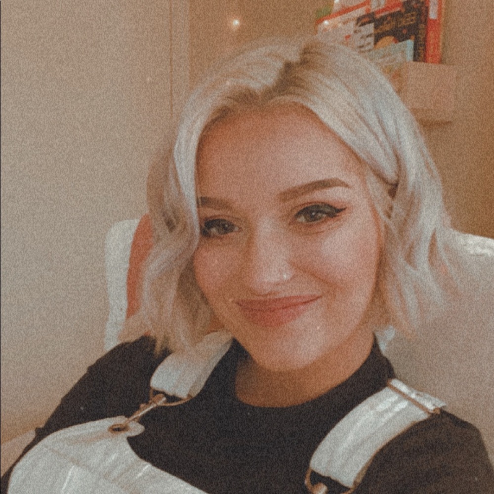 Meet your Posher, Madie